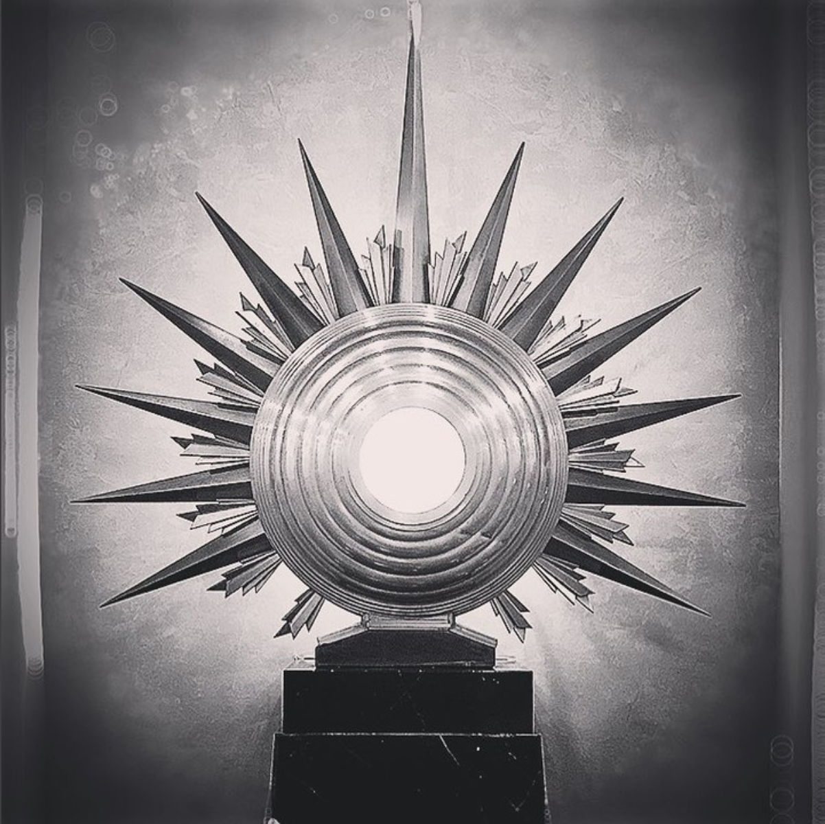 BREAKING THE CHAINS | SUN OPPOSE URANUS